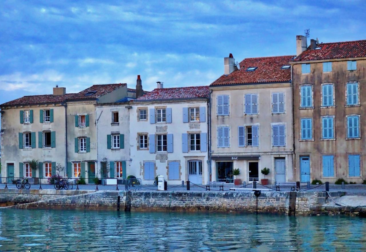 A 150M Du Port De St-Martin-De-Re, Studio Pour 2 Saint-Martin-de-Ré Extérieur photo
